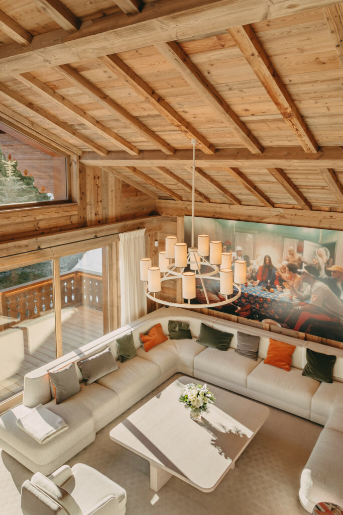 salon chalet lily of the valley courchevel interieur bois luxe